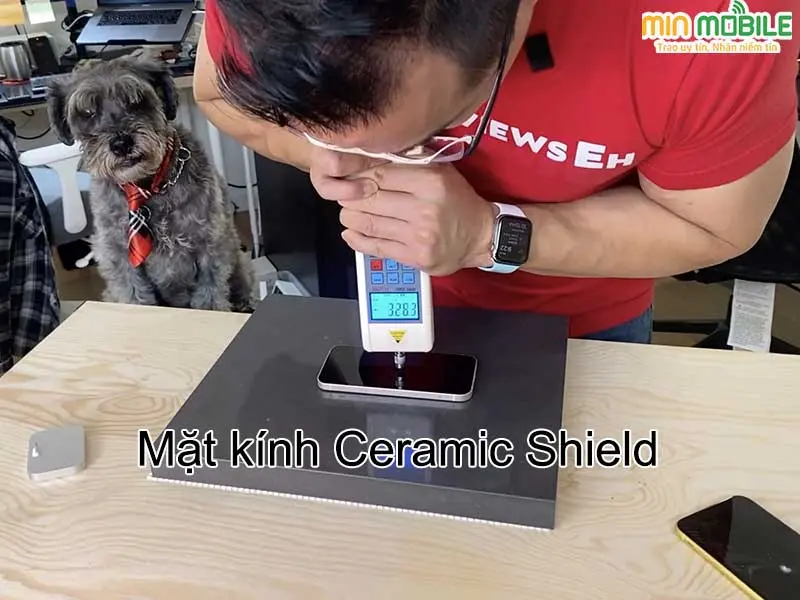 Mặt kính Ceramic Shield trên iPhone 14 Pro Max có gì nổi bật?