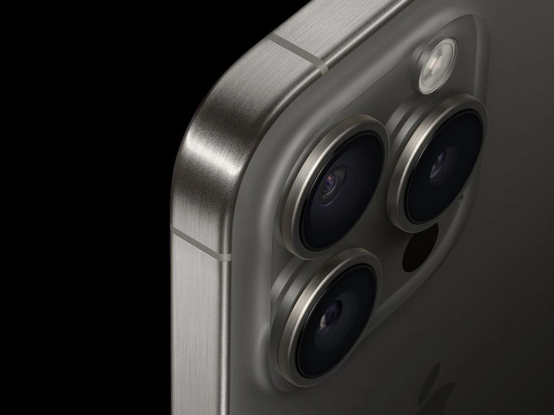 Thiết kế cụm camera iPhone 15 Pro Max