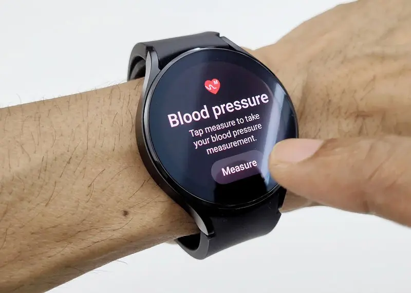 Đo huyết áp trên Galaxy Watch
